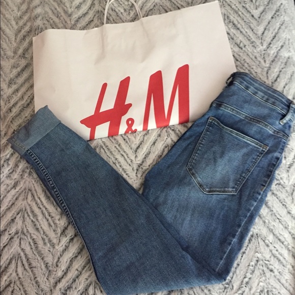 ☑️H&M Light Blue Skinny Jean 👖 - Picture 2 of 6